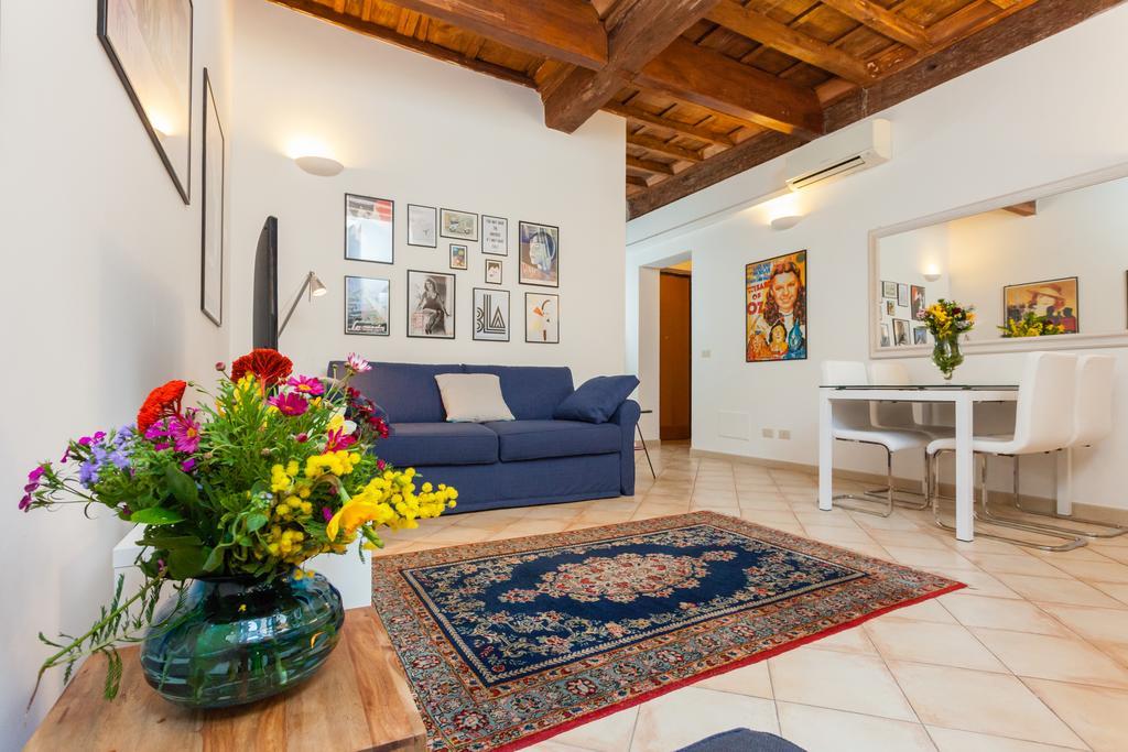 Maisonette Farnese Rome Room photo